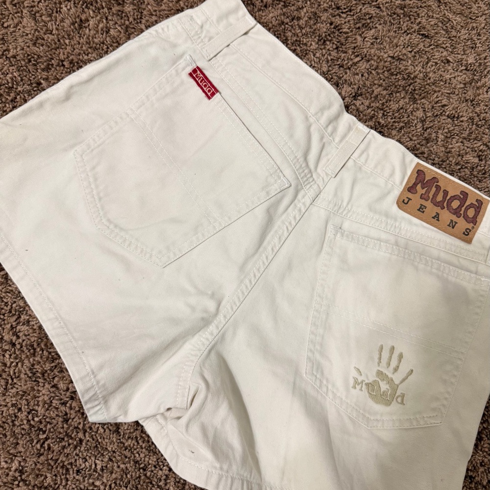 Mudd Women's Cream Jean Shorts